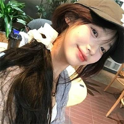 情挑玉女心